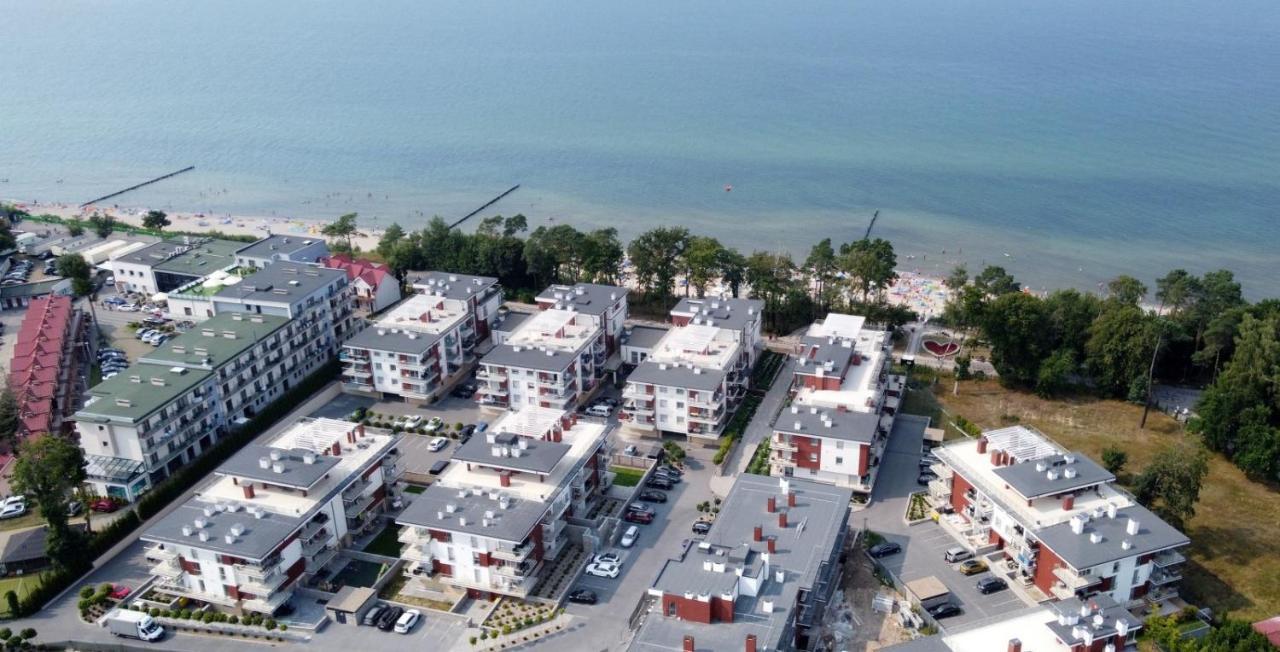 Premium Apartamenty Klifowa Ревал Екстериор снимка