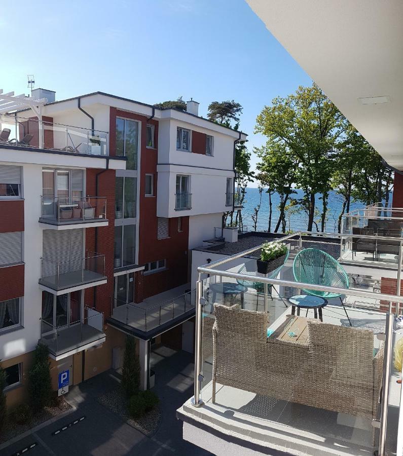 Premium Apartamenty Klifowa Ревал Екстериор снимка