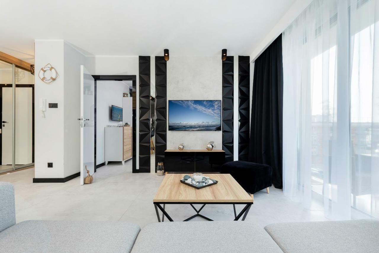 Premium Apartamenty Klifowa Ревал Екстериор снимка