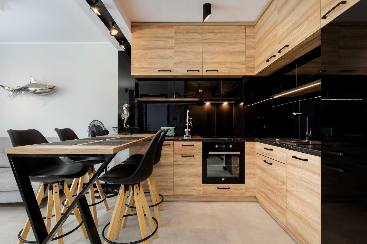 Premium Apartamenty Klifowa Ревал Екстериор снимка
