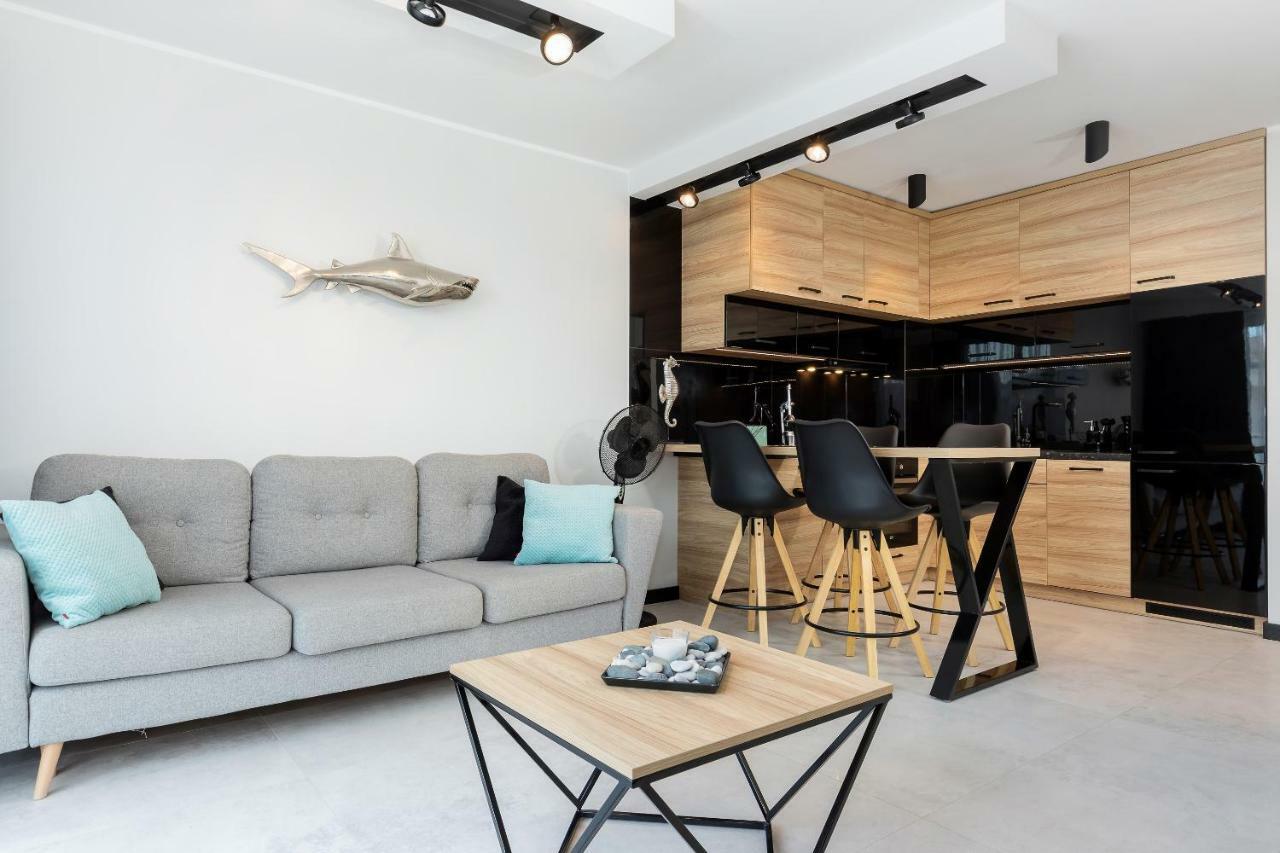 Premium Apartamenty Klifowa Ревал Екстериор снимка